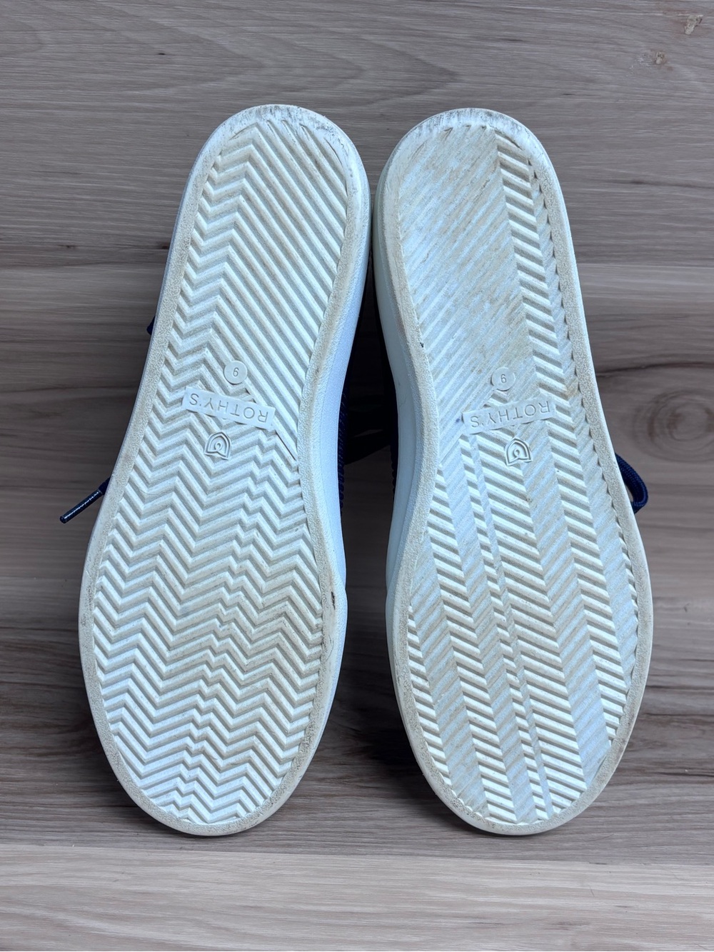 Rothy's The Lace Up sneakers featuring signature thread knit size 9 - Picture 7 of 8